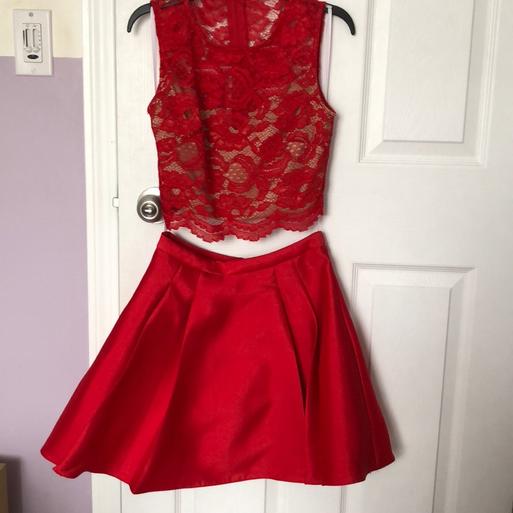 Two piece lace red dress